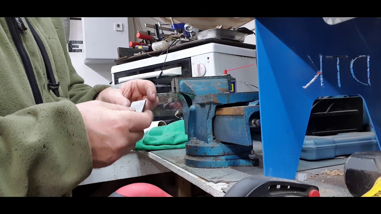 A AEB-L quench & Snap  test ,to see grain structure.