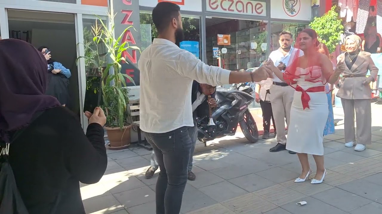 Bu bir son değil, sadece başka bir hikayeye başlangıç canlarim Mutluluklar.