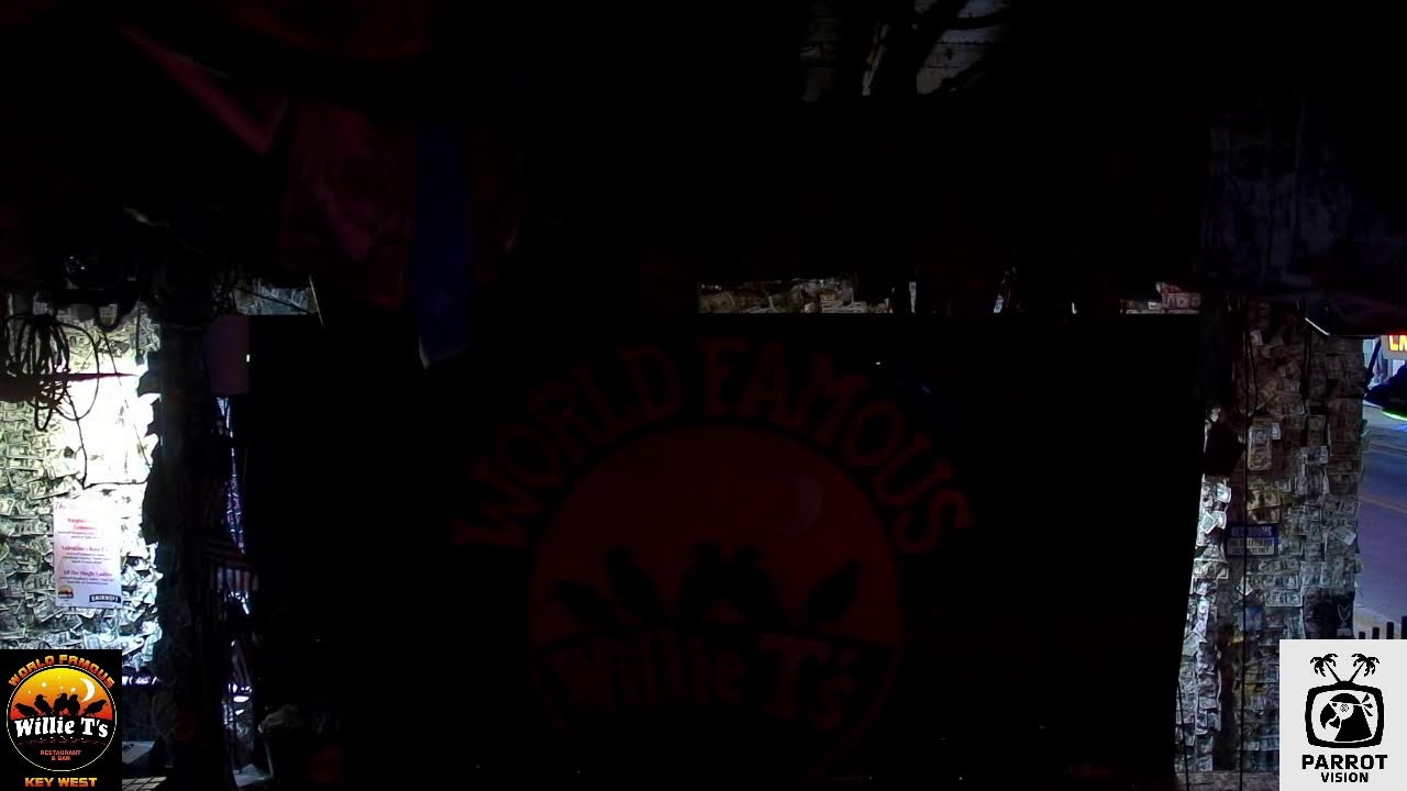 LIVE Music Everyday!