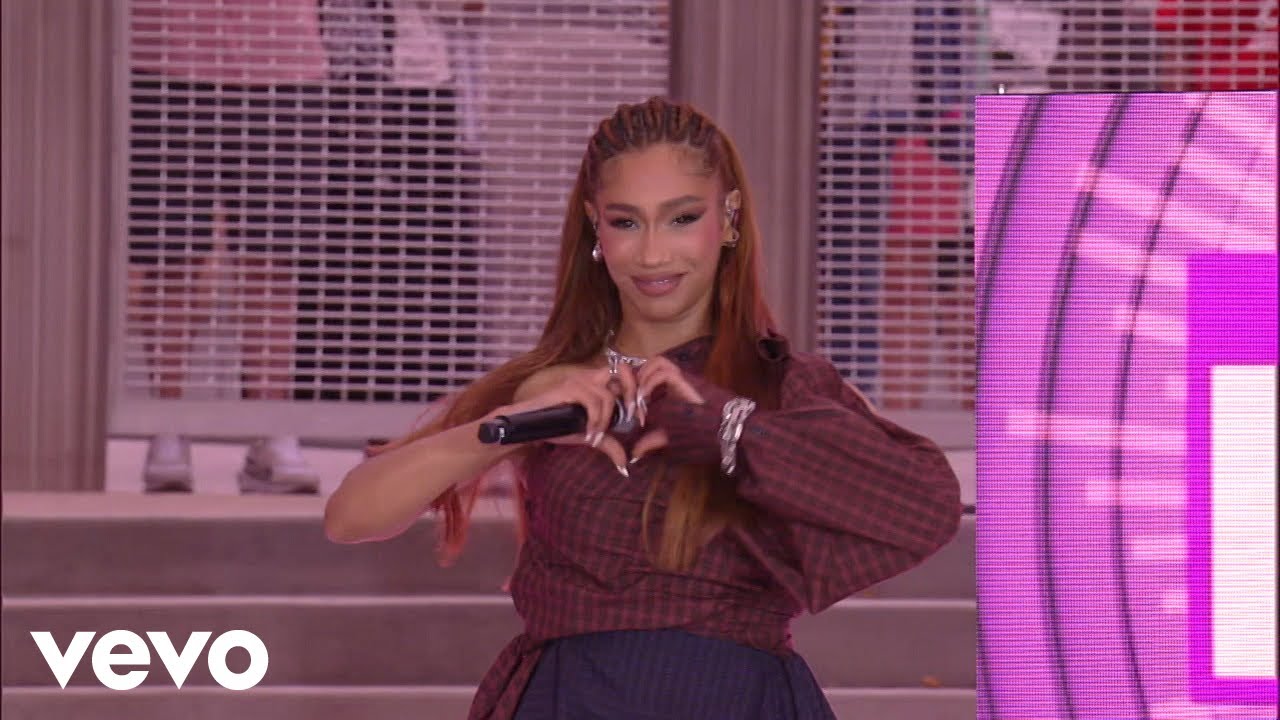 BIA - WE ON GO (GMA Live Performance)