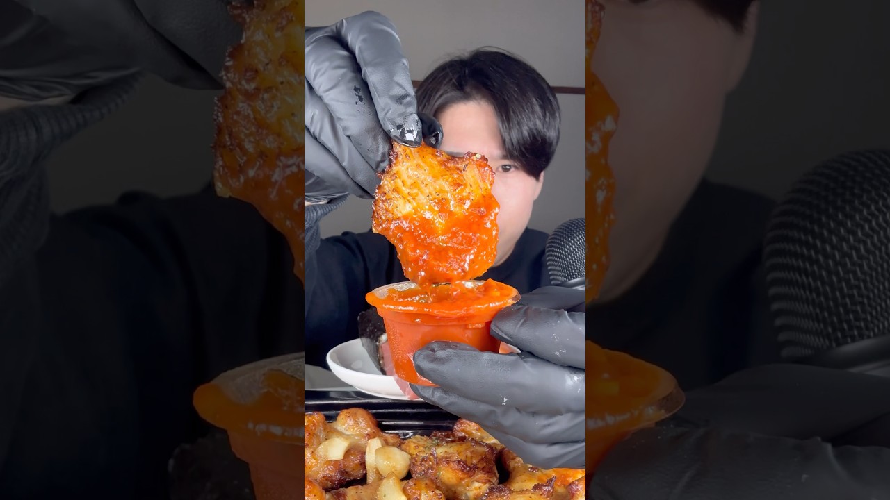 【ロピア】マグロサーモン巻きとチキン爆食い#shorts #モッパン #飯テロ#ロピア #asmr