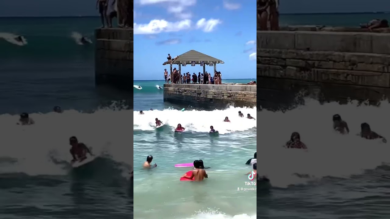 Bodyboarding na Waikiki Wall w Honolulu na Hawajach #szorty