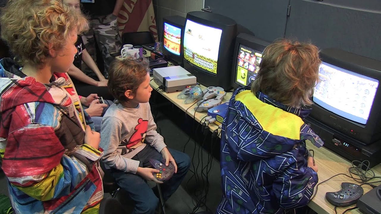Retro Komp / Load Error 2015 - retro computing and demoscene. Retrokomp 2015.