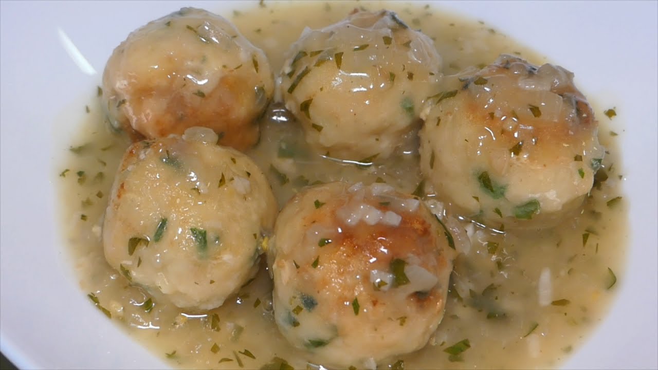 Albóndigas de merluza en salsa verde