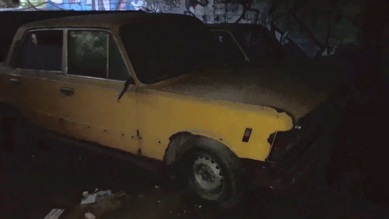 Cmentarzysko samochodów (stary parking policyjny)