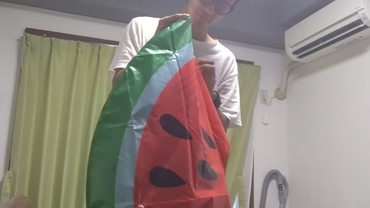スイカ浮き輪120cm 膨らまし　blow up watermelon swim ring by mouth