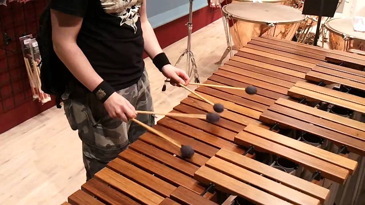Balrogh (of Asenblut) - Marimbaphon Action at the Frankfurt Messe part II (Lord of the Rings)