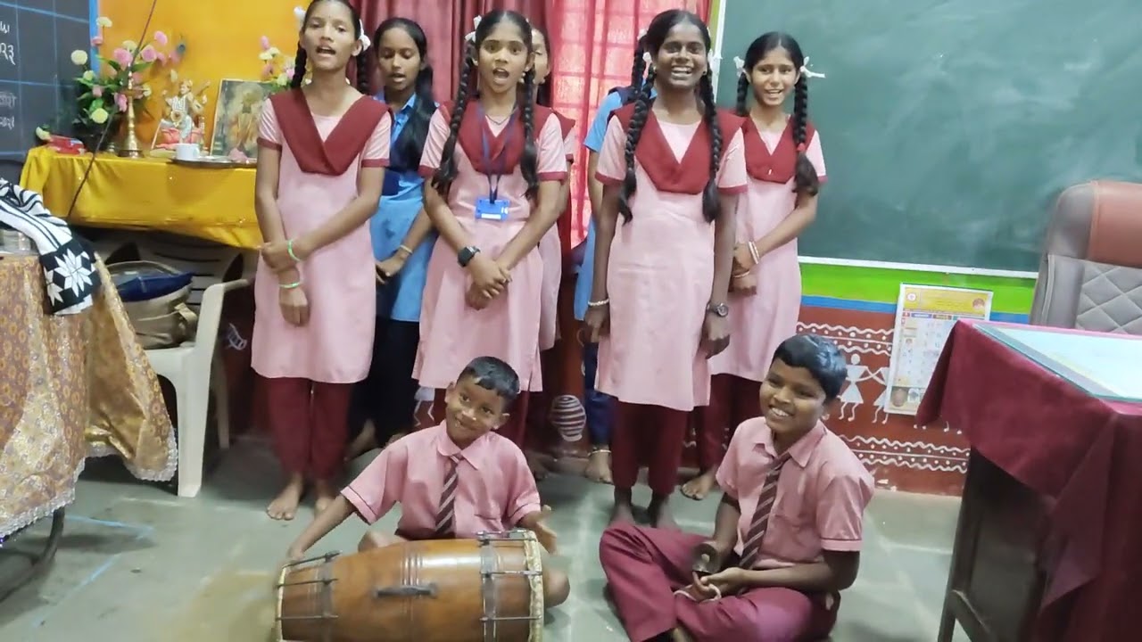 आपल्या रायगड जिल्ह्यातील तालुक्यांच्या नावावरून रचलेलं हे सुंदर हे समूहगीत सादर करीत आहेत रायग