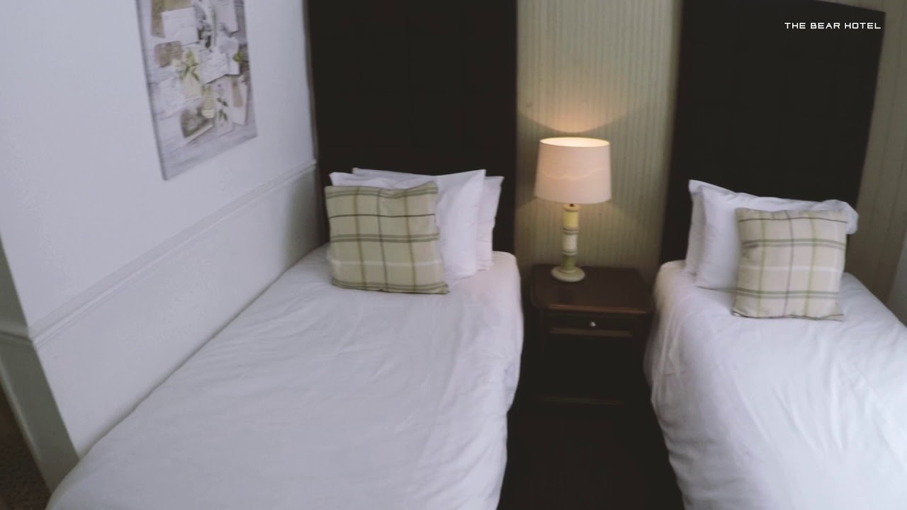 The Bear Hotel, Wantage - Twin Room