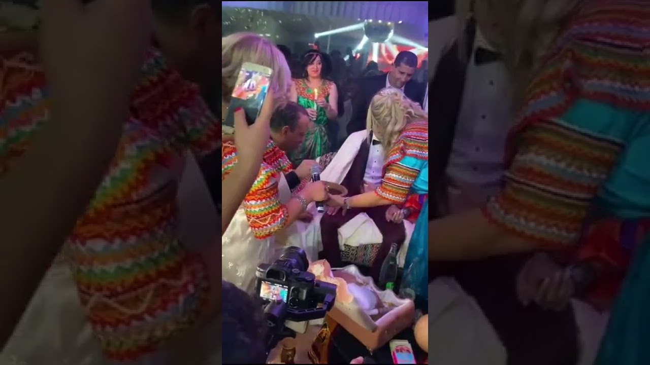 mariage kabyle algérien 😍 عرس    روعة قباءلي #تصديرة_العروس_الجزائرية_2020 #algerie #جزائرية