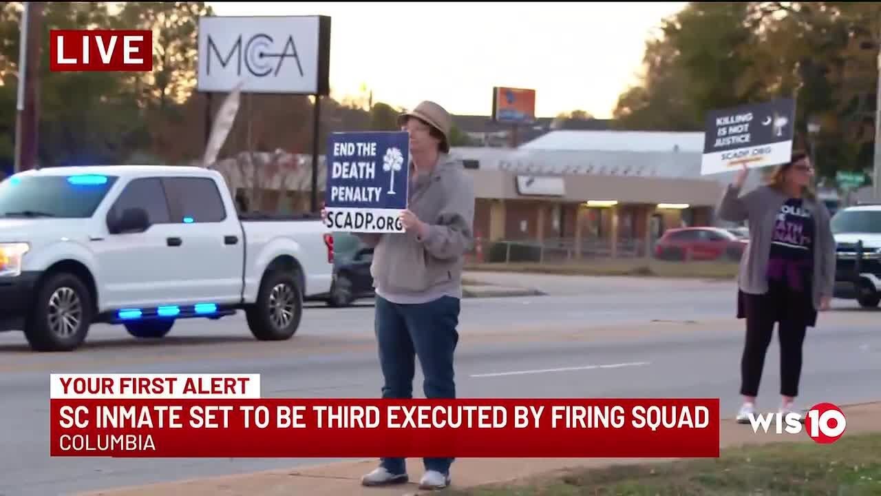 Protestors gather ahead of Stephen Bryant execution