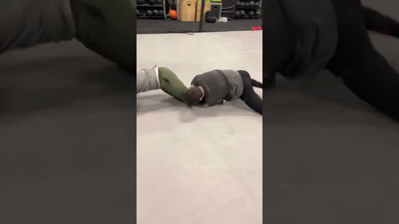 Newest Technique Tuesday: My Ankle Pick to leg lace transition. #MachineGunMindset #DreamBIG