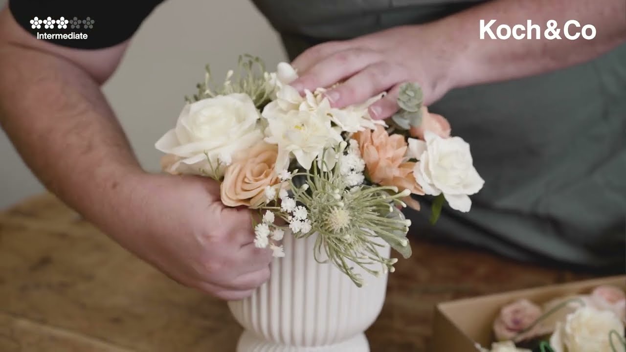 How to make a large vase arrangement using our DIY Flower Boxes