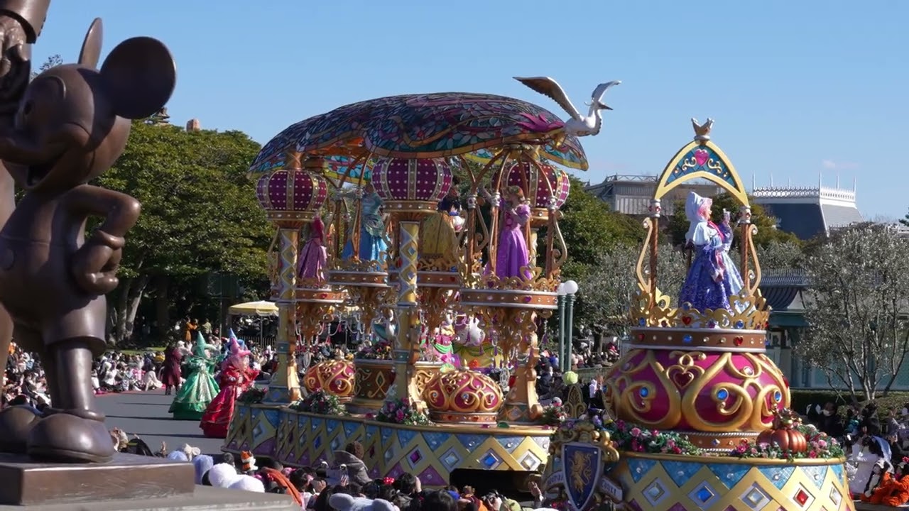 4K Dreaming Up! Tokyo Disneyland 35th Anniversary Parade