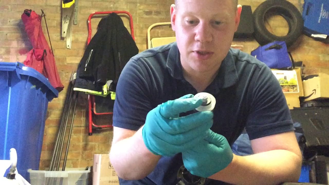 How to fix a DR5 pump on a DR5 duster when pressure isn't building when pumping