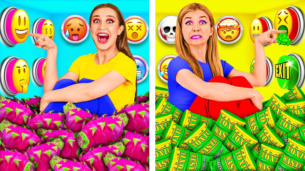 1000 Загадочных Кнопок и Только Одна Тебя Спасет | Безумные Пранки и Трюки от PaRaRa Challenge