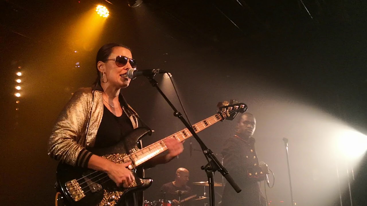 Ida Nielsen and the Funkbots live Paris 2019