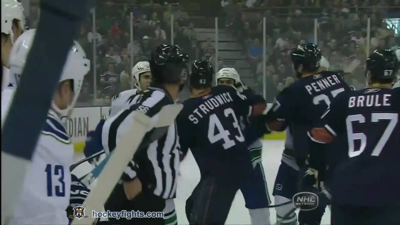 Aaron Volpatti vs Jason Strudwick Sep 26, 2010