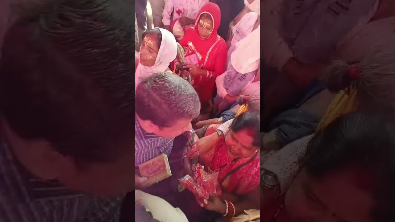🙏 सभी लोग आनंद ले बरसाने वाली लाडली जी के दर्शन प्यार से बोलो जय राधे राधे
