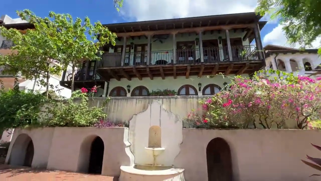 Walk around Las Catalinas, Costa Rica