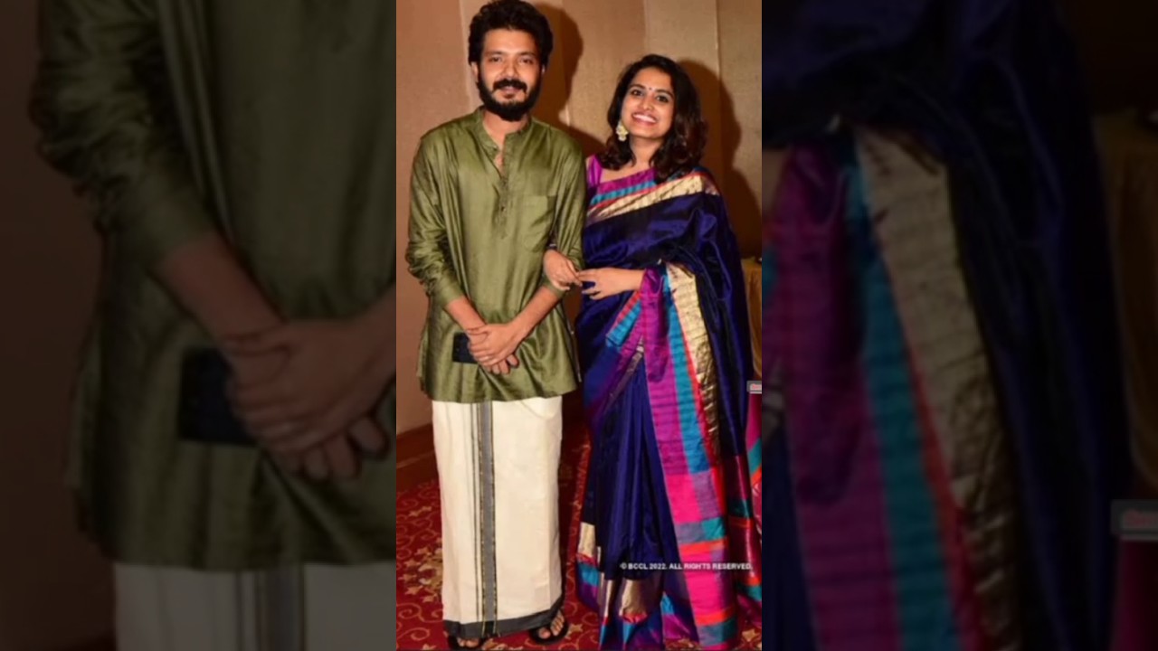 ശ്രീനാഥ് ഭാസി ഫാമിലി😍😍sreenath bhasi family 😍😍#shotrts #videos #viral #youtubeshorts