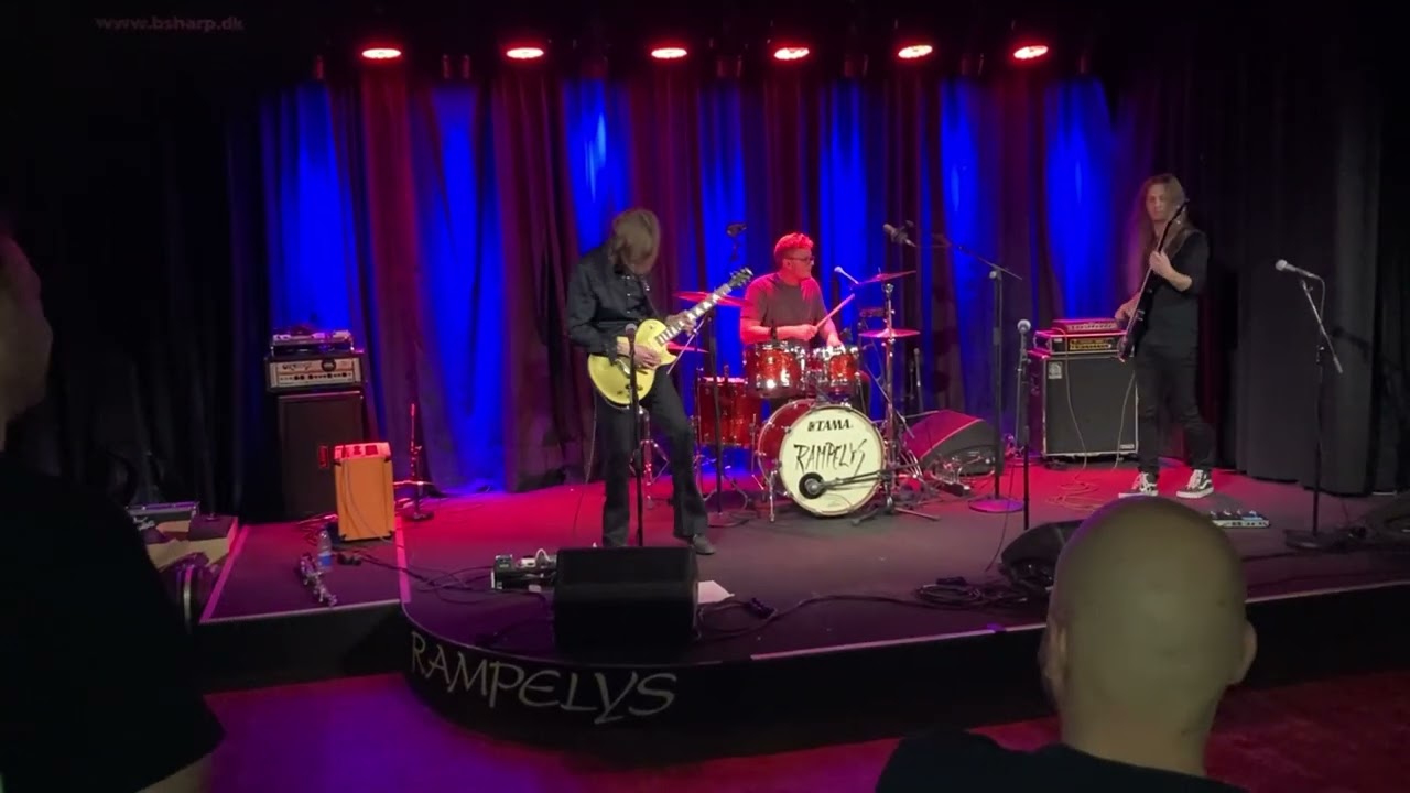 I'll Take my Chances Live at Rampelys