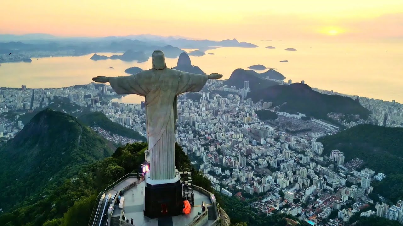 Brazil  (Aquarela do Brasil)  -  The Copacabana Strings Orchestra