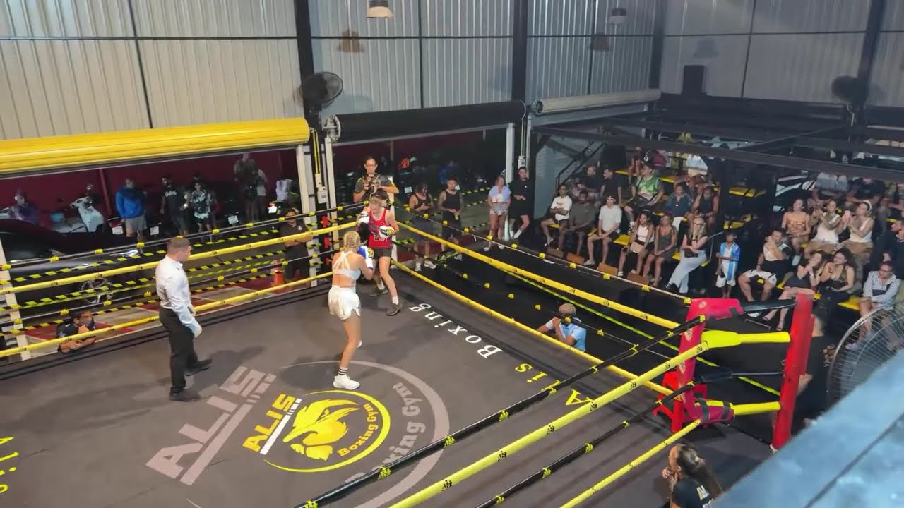 Ali’s Boxing Live from Phuket Thailand #Boxing #FitnessStreet #Fight 🥊🇹🇭🇮🇷🇷🇺🇲🇦🇪🇪🏴󠁧󠁢󠁥󠁮󠁧󠁿