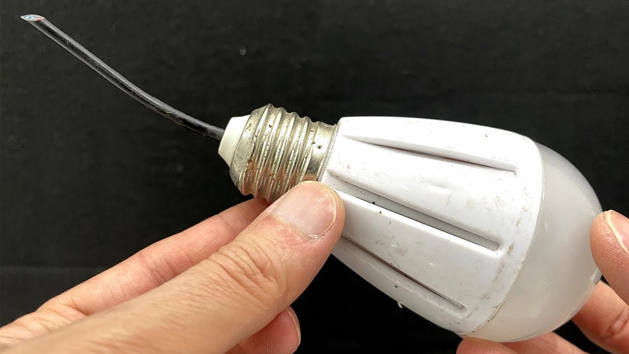 This LED Bulb Came Back From the Dead 💡