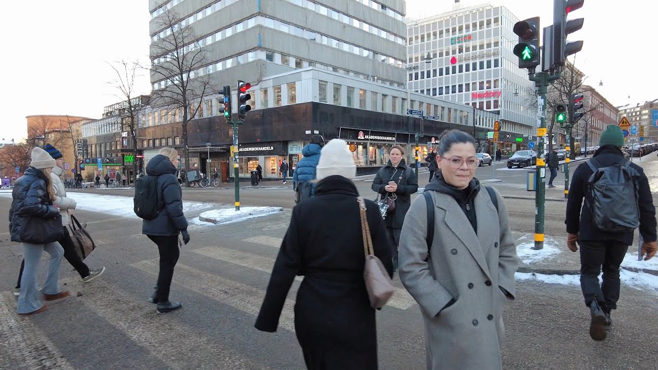 The Swedish capital, walking from Odenplan to Stockholm City #560