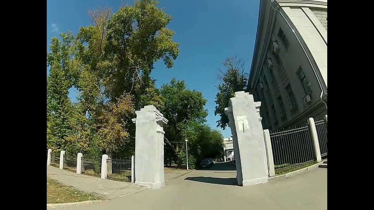 Чудовище атаковало меня на пл. Куйбышева - Monster attacked me on Kuybishev square