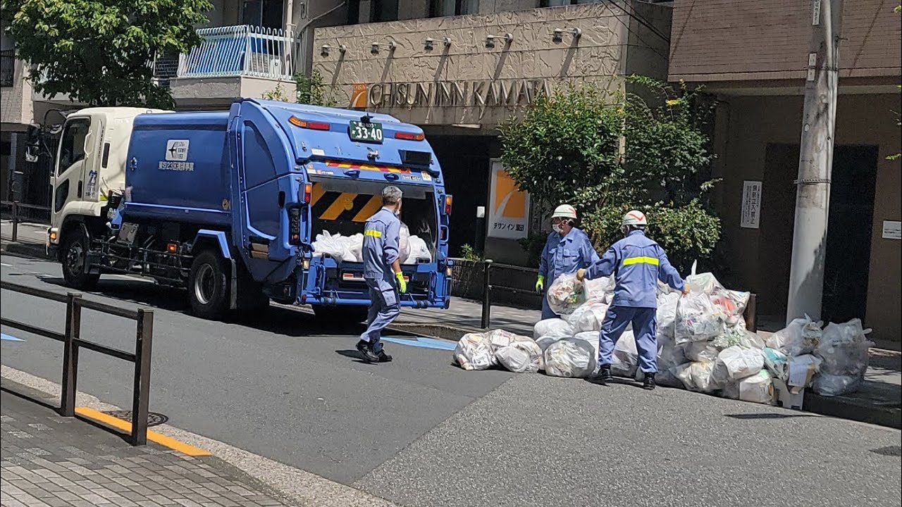 Various Mini Izusu Rear Loader Garbage Trucks in Tokyo, Japan!!!!!