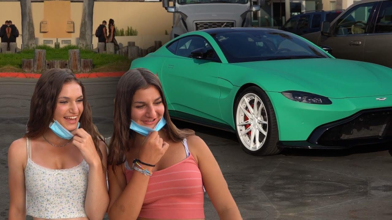 ESTO OPINA LA GENTE DEL COLOR DE MI ASTON MARTIN...