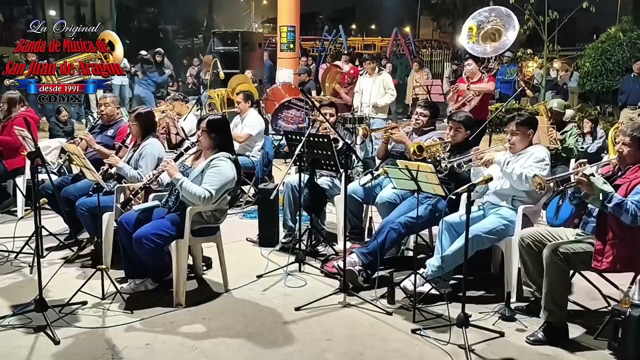 Ensayo y presentacion , La original banda de musica de san juan de aragon , barrio de la Ascension. 