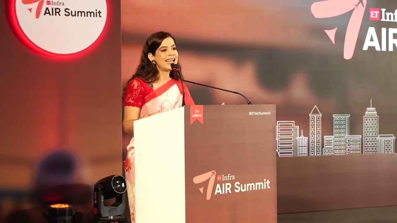 MANVI KHILNANI HOSTING AIR SUMMIT 2025 ( GOVERNMENT ANCHOR ) 
