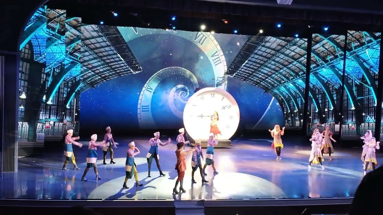 Wonderful Colosseum show in Thailand for Vestige. Call 8106069818 for this business opportunity 