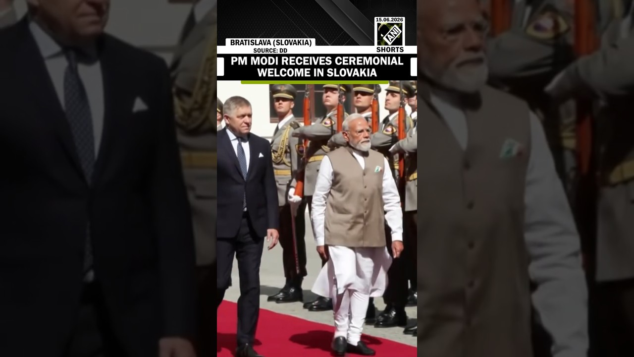 WATCH: Prime Minister Modi receives ceremonial welcome in Bratislava, Slovakia