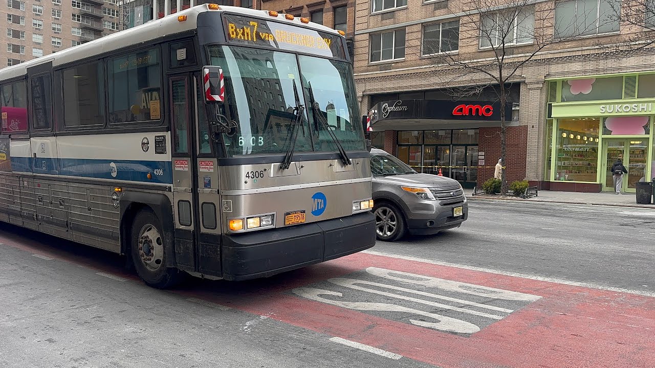 MTA Bus Company: 2007 MCI D4500CL #4306 On The BxM7 @ 3rd Avenue & East 87th Street