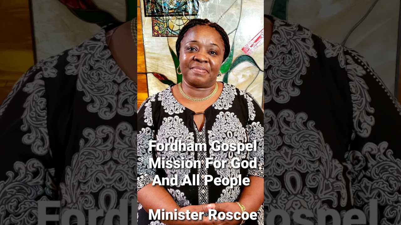 Meet Minister Roscoe ... I was able to get her just after service.