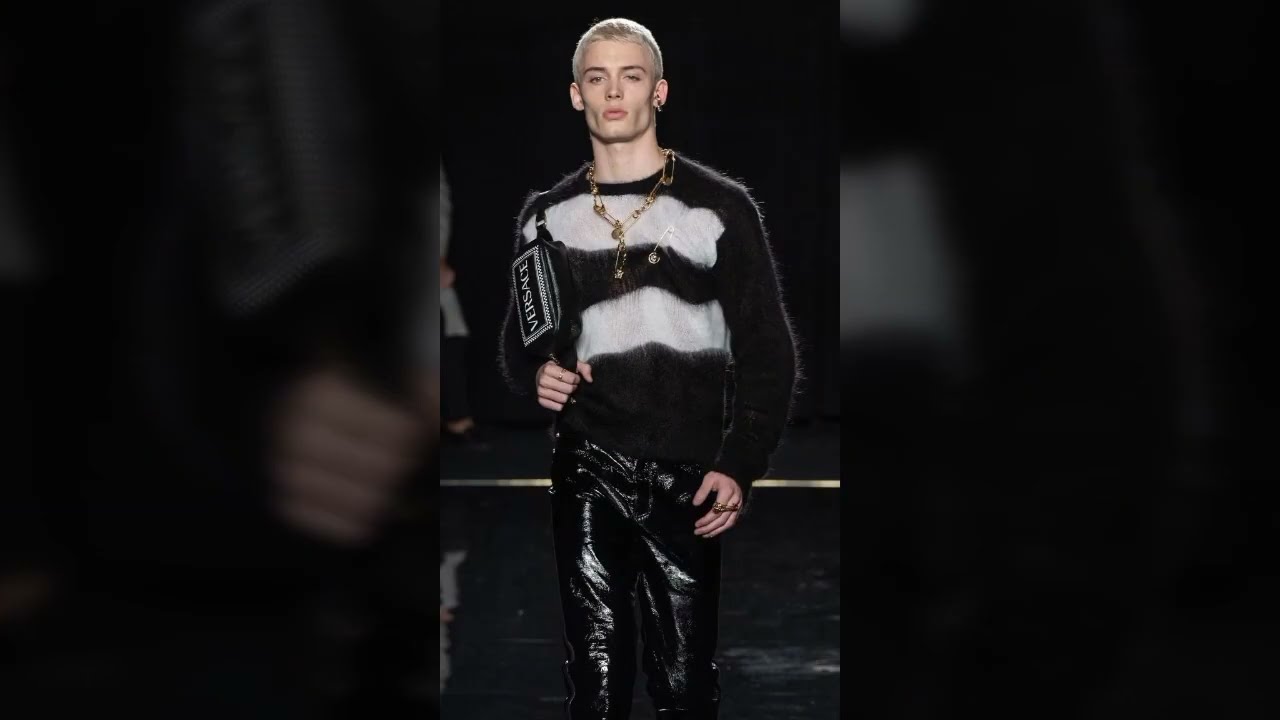 This latex leather outfits is next level #leathercomplex #leatherfashion #streetstyle #style #new 