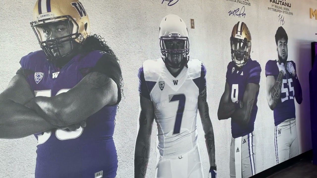 Behind the scenes: Inside the Washington Huskies' recruiting lounge on media day