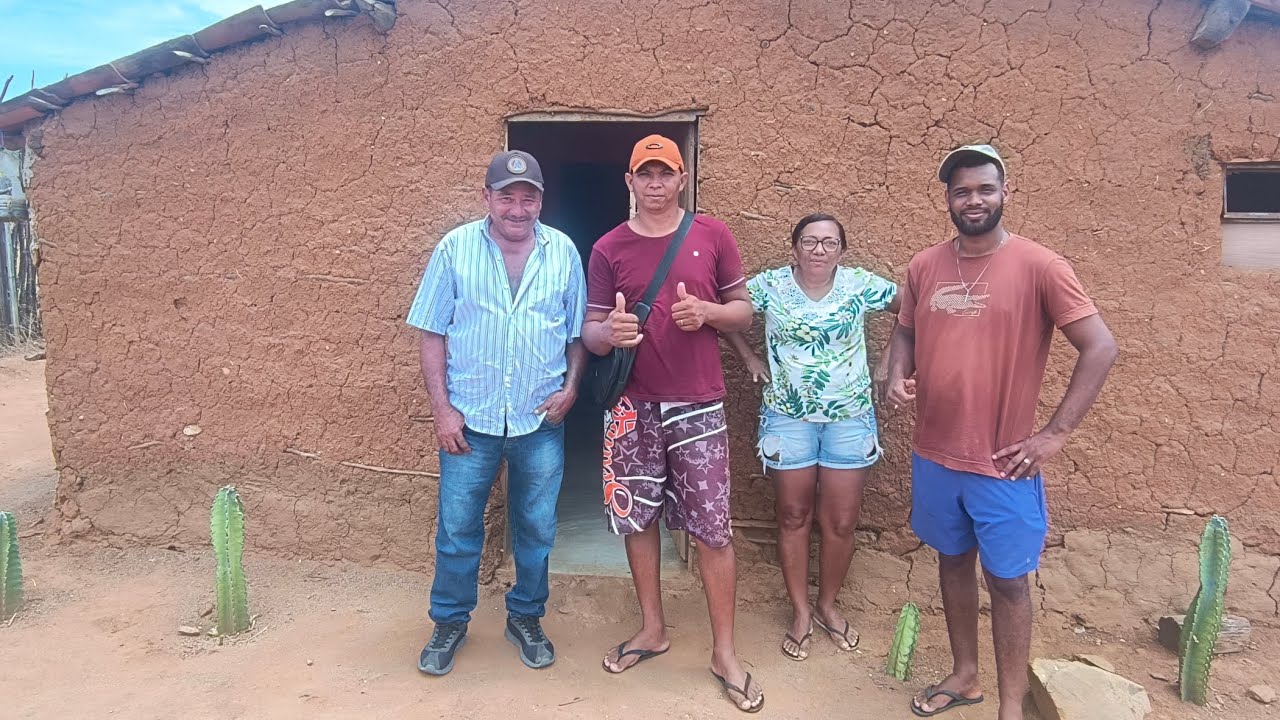 Visitando a casa de taipa mais famosa do sertão. @sertaotresriachos
