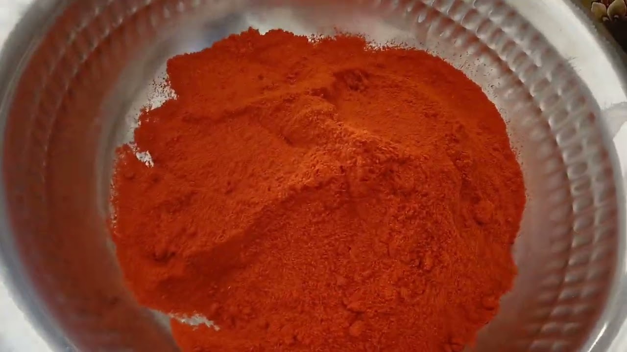 Home made red chilli pawdar