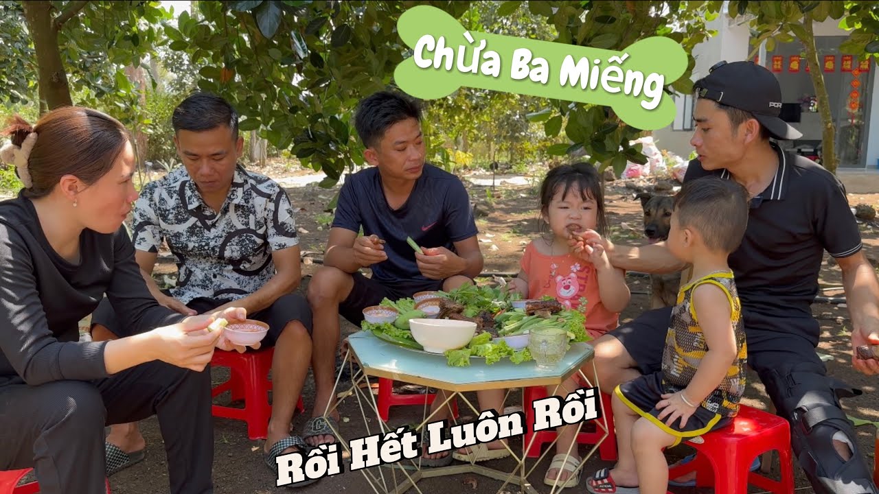 3 Cha Con T.hằng Gòm dành nhau ăn sường nướng mật ông