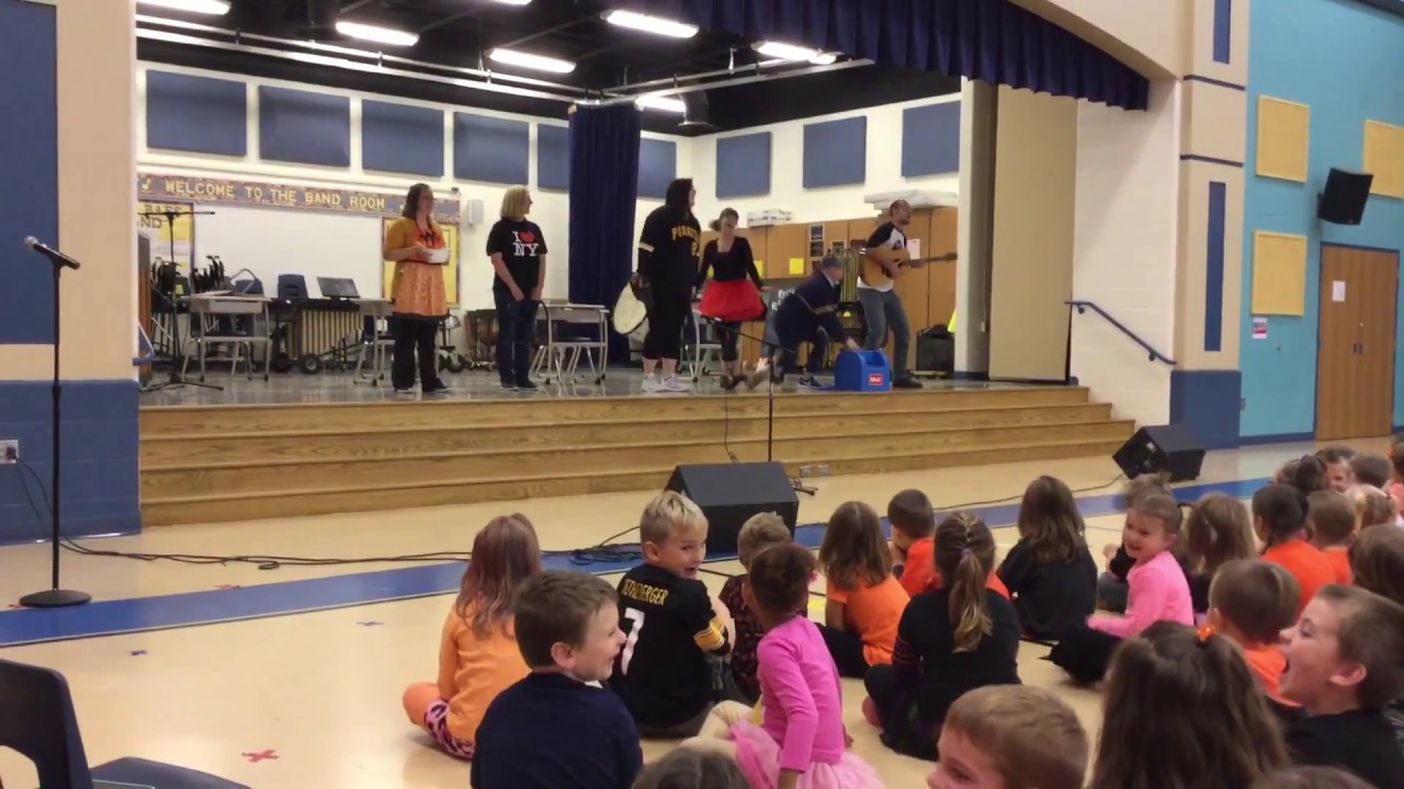 Teacher Talent Show- IF I WEREN'T A TEACHER...  Harry Kindergarten and Colleagues! :-)  10.26.17