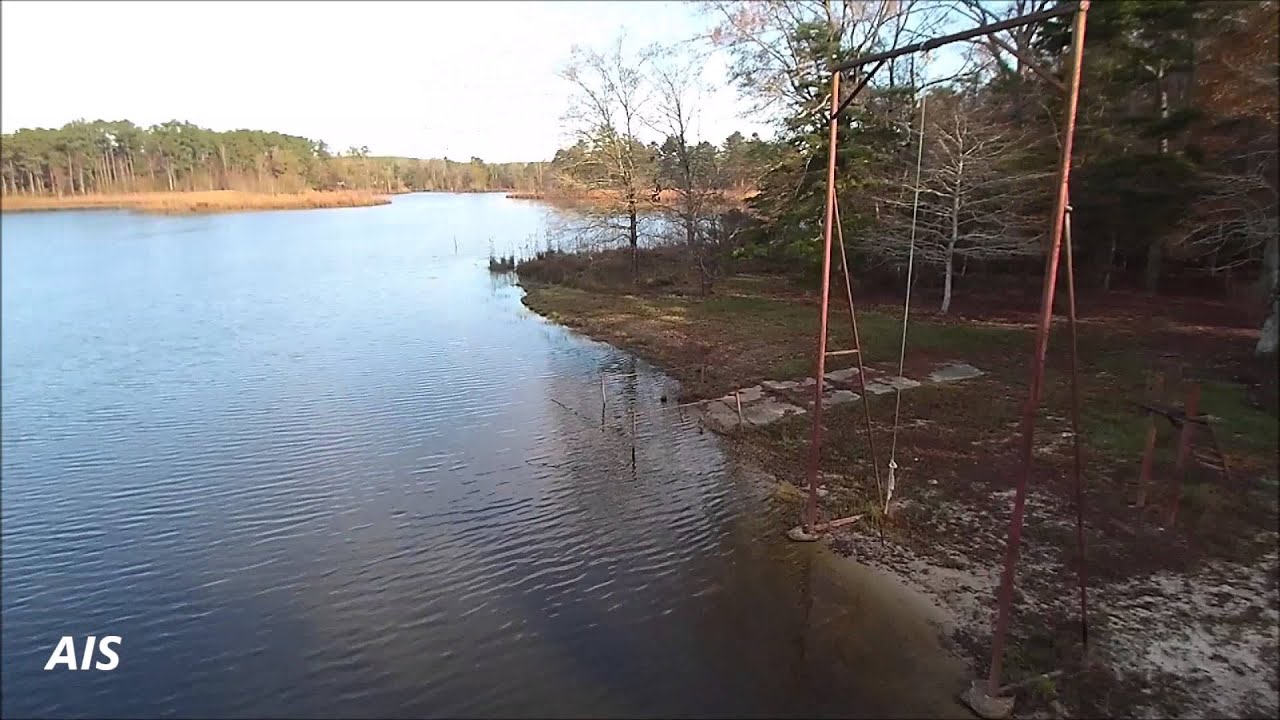 140 acres including 70 acre private lake Columbia Ms