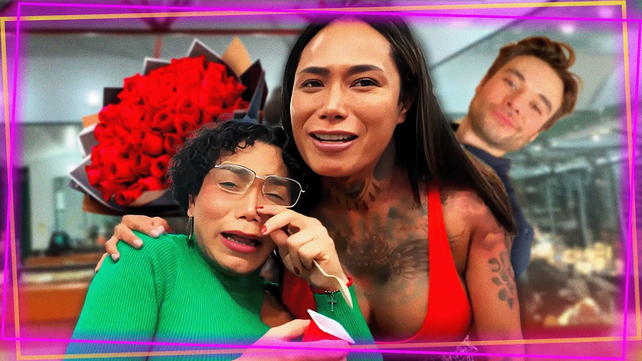 KARYPAO partiéndose de RISA en el TEATRO...LLEGAN FLORES SORPRESA?! 😭🤣