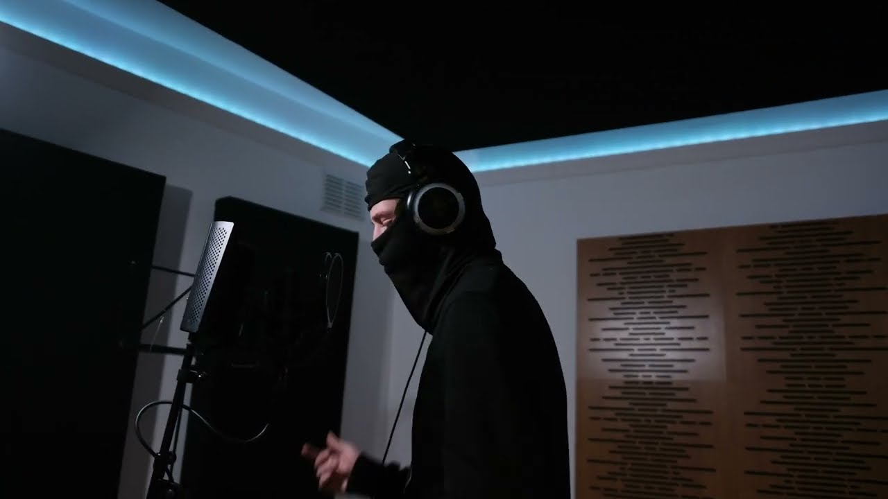 CEE1 - Brazy [STUDIO VID]