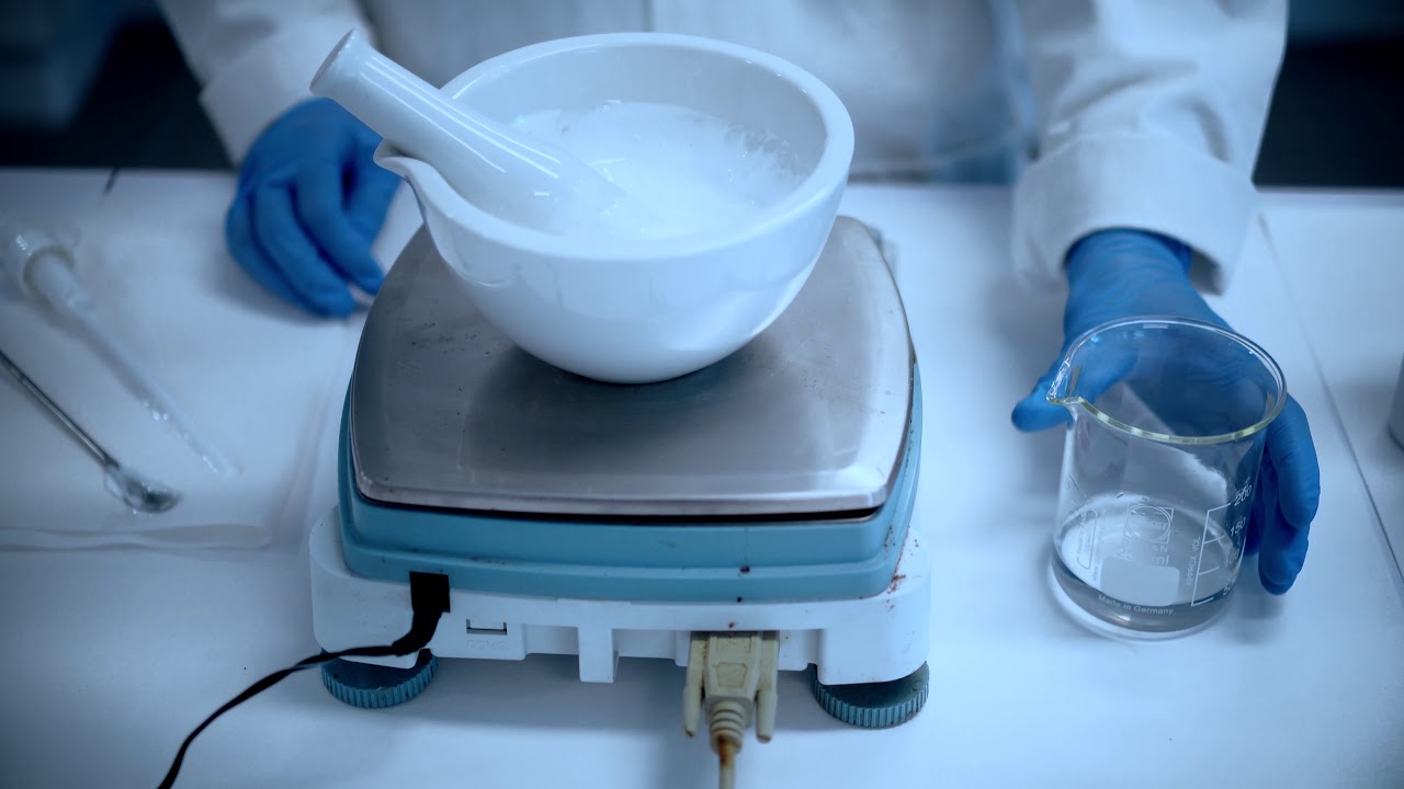 Réalisation d'une préparation à base de 40% d’urée avec Codexial Cold Cream Fluide