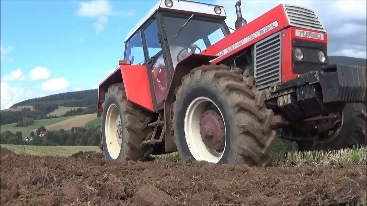 Zetor Crystal 120 45 a Massey Ferguson 7480 s pluhy PHX